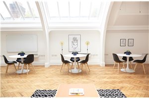 4 גורמים המניעים תאגידים לתוך עולם הקו-וורקינג